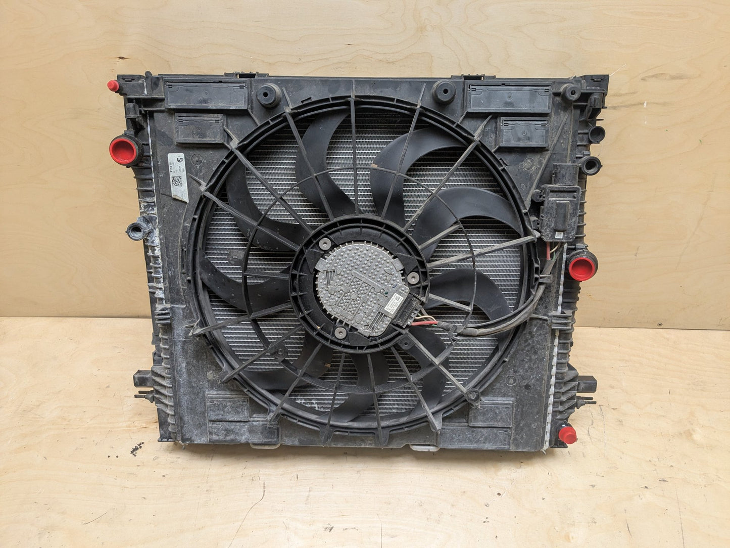2018-2024 BMW X3 G01 Radiator Cooling Condenser Fan Shroud Assembly 600W SET