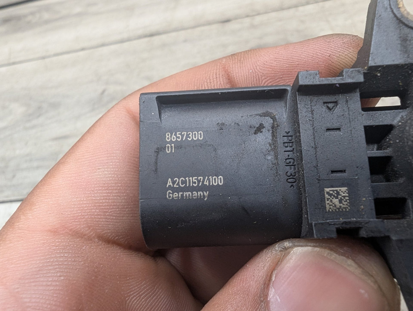 2018 - 2024 BMW X3 G01 Manifold Absolute Pressure (MAP) Sensor 8657300