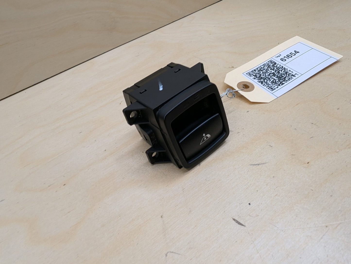 2007-2013 BMW 335i E93 Convertible Open Close Switch 8957598