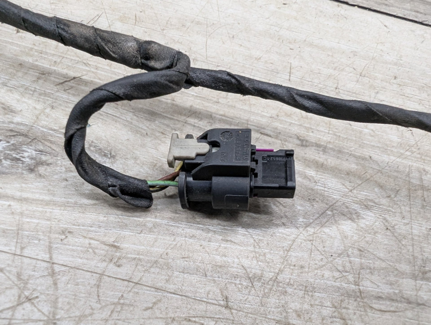 OEM BMW F90 M5 G30 Rear Parking Distance Sonic Harness Wire w/O PDC