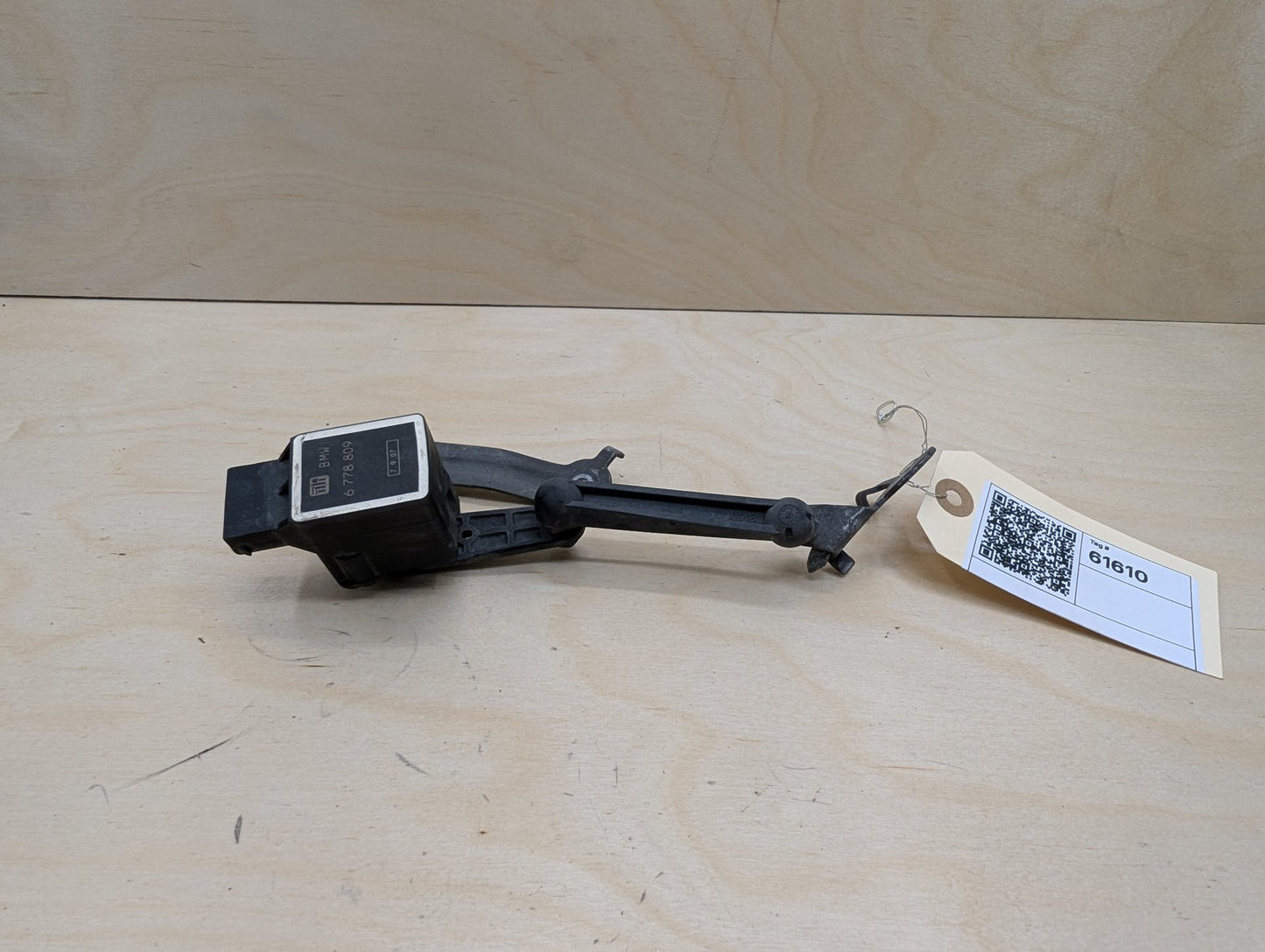 2007-2013 BMW 335i E93 Suspension Height Level Sensor 6778809