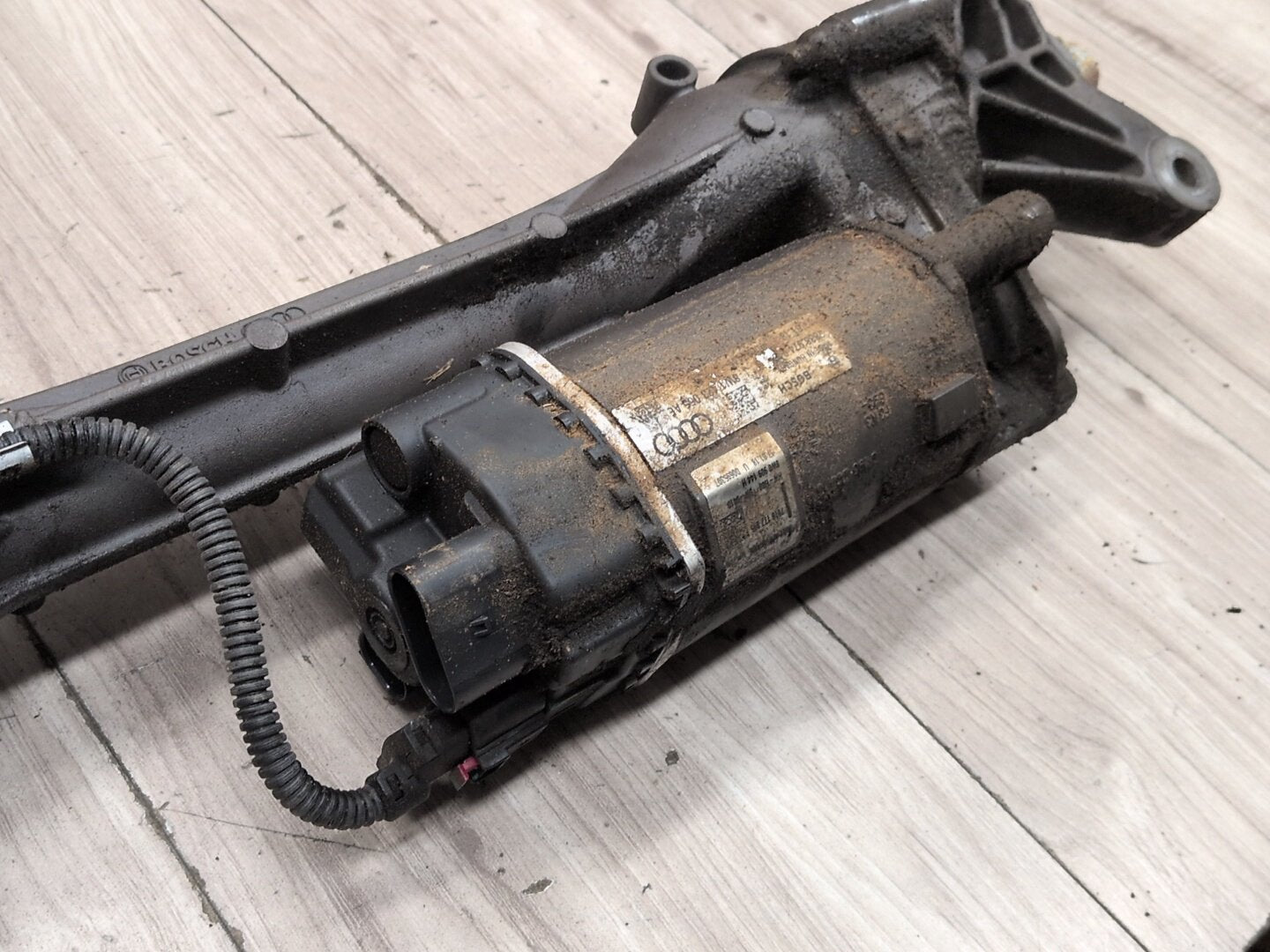 2018-2024 Audi A4 A5 S4 S5 SQ5 RS5 B9 Steering Gear Rack & Pinion 8W1423055AE