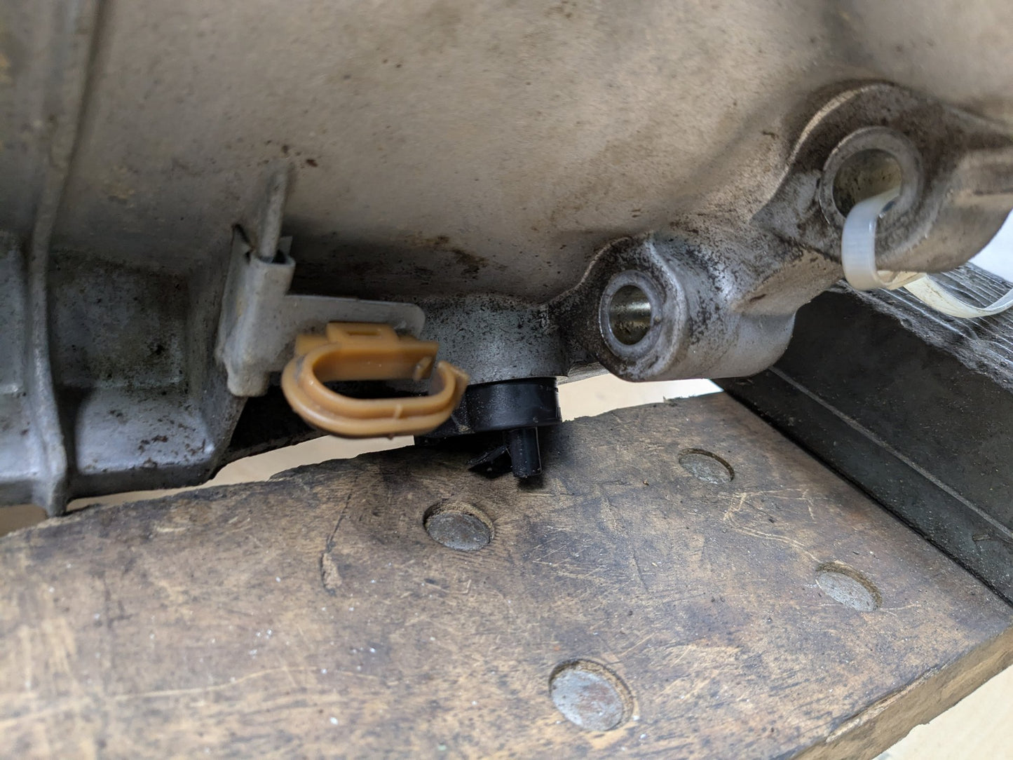 2014 - 2018 BMW X5 F15 Automatic Transmission Assembly 8657864 N63B44O1