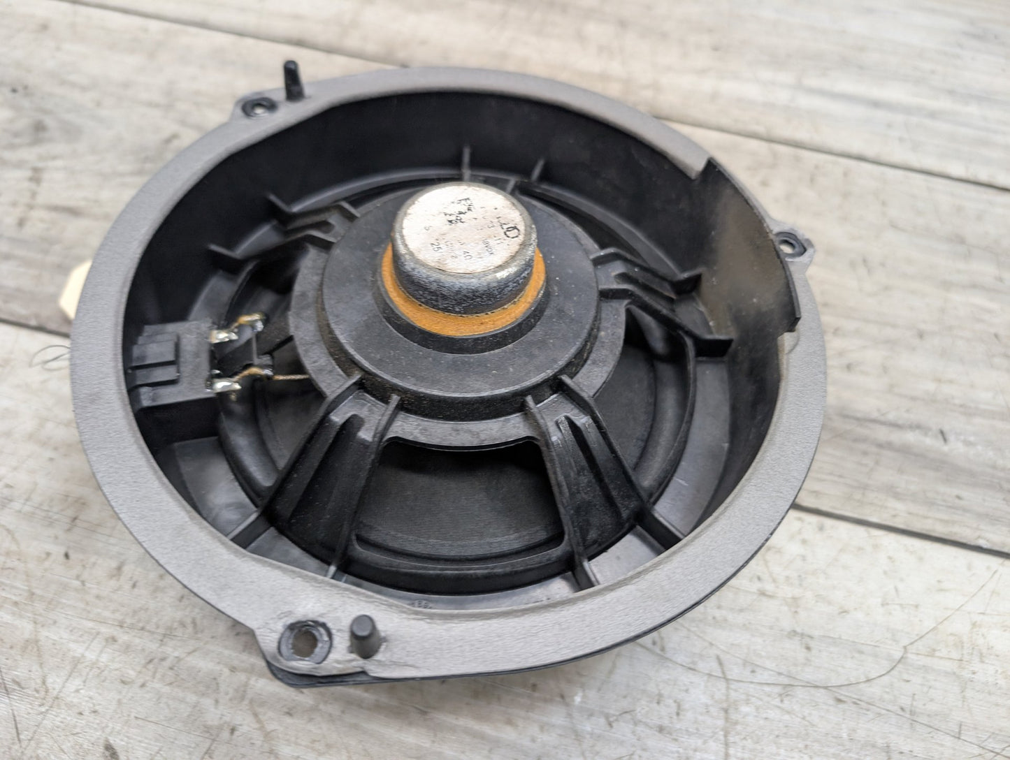 2009 - 2017 Audi Q5 8R Speaker  EA888