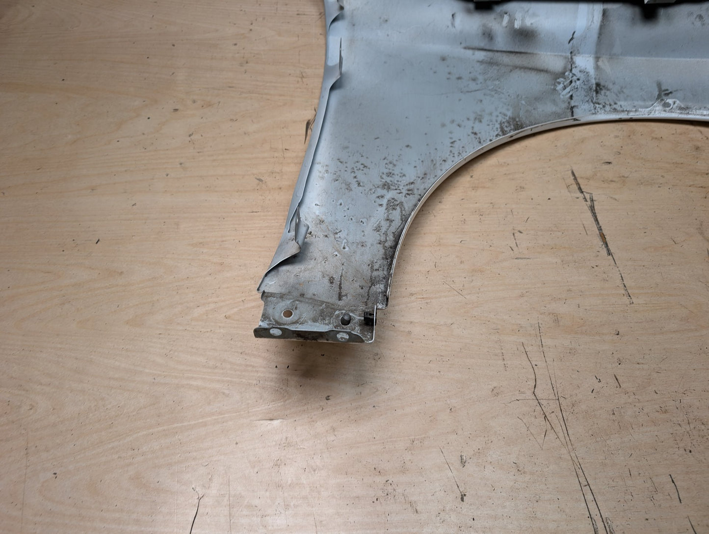 2009 - 2017 Audi Q5 8R Front Left Driver Fender Panel 8R0821105A EA888