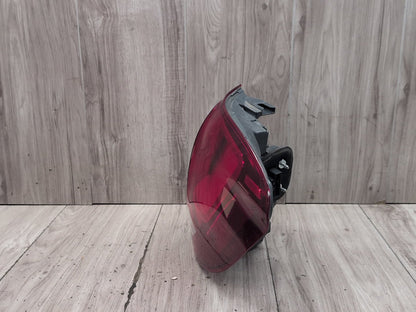 14-18 BMW OEM F15 F85 X5 X5M Rear Right Passenger Side Outer Stop Tail Light