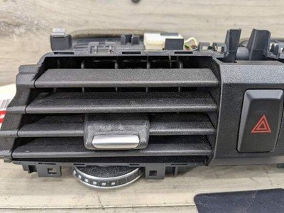 18-21 OEM BMW G01 G02 F97 F98 X3 X4 X3M X4M Dashboard AC Air Vent Center Grille