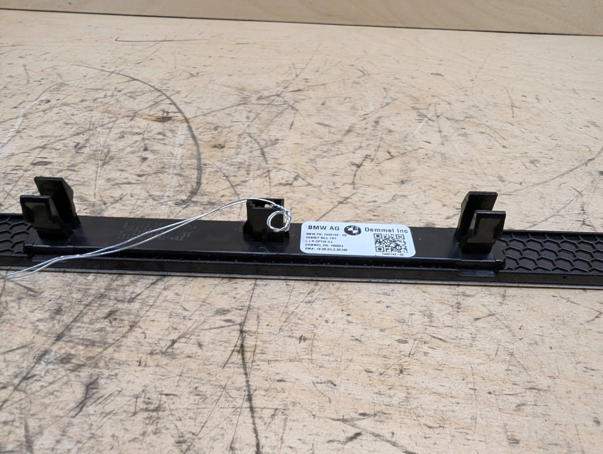 2019-2026 BMW X5 G05 Front Left Right Scuff Plate Door Sill SET 7442142 OEM