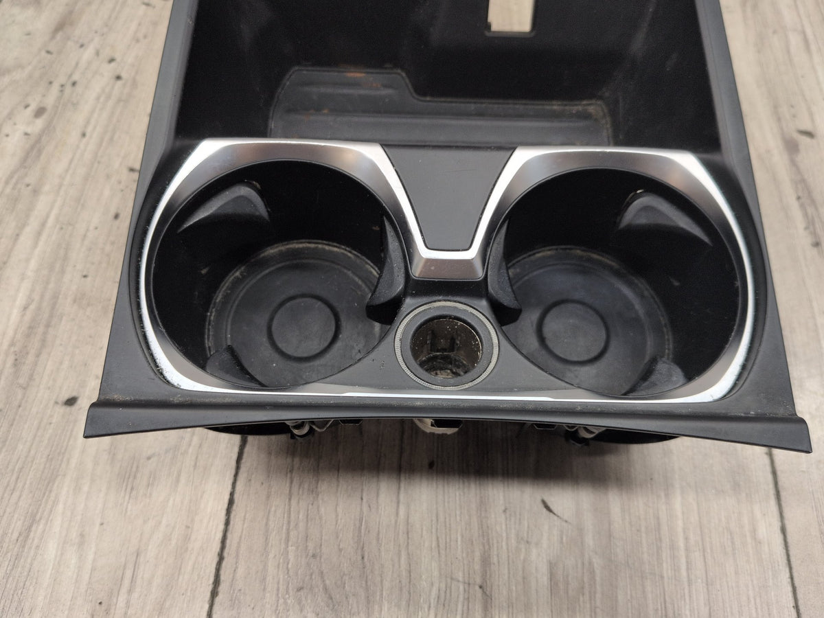 16-19 OEM BMW G11 G12 740 750 M760 Center Console Cup Holder USB Charging Port