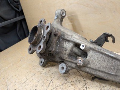 OEM BMW F95 G05 G06 G07 G09 X5 X7 Front Left Driver Hub Spindle Knuckle Bearing