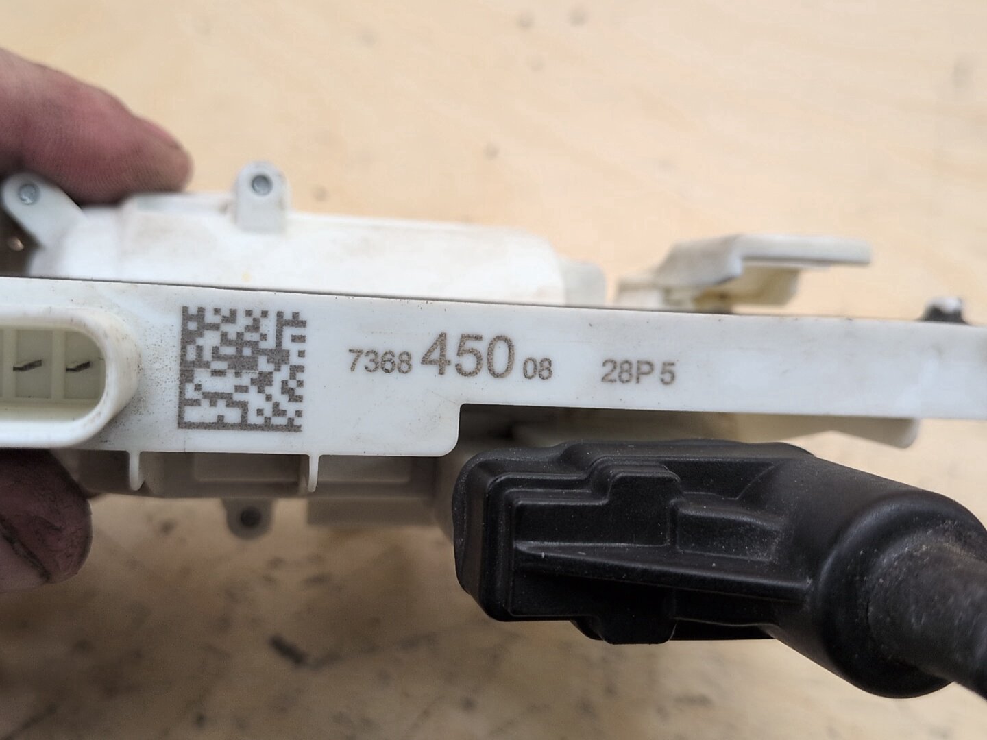 2016-2022 BMW 750i G12 Front Right Passenger Door Latch Lock Actuator w/ Soft Close 2581894