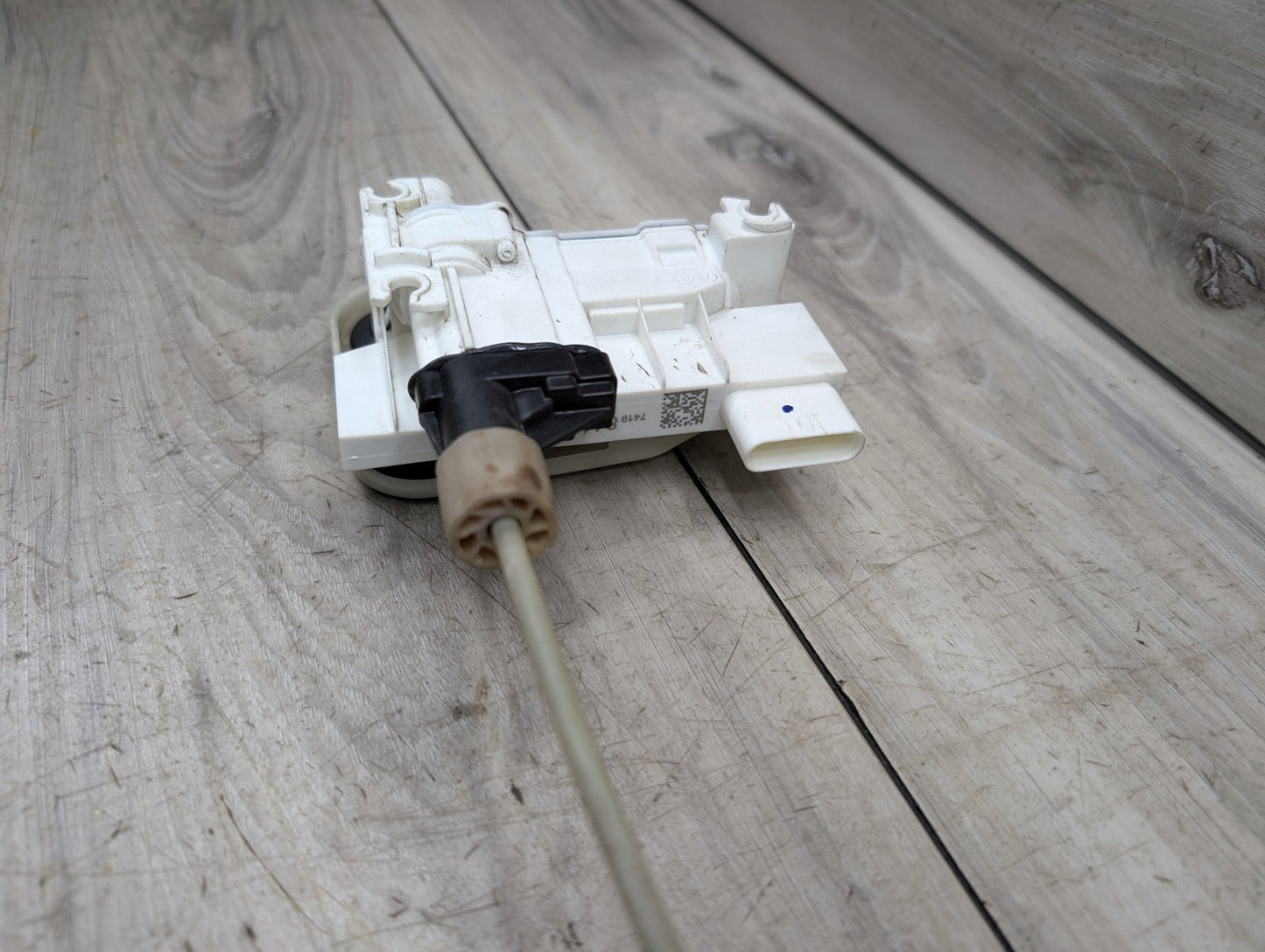 2014 - 2018 BMW X5 F15 Rear Left Driver Door Latch Lock Actuator w/ Soft Close 7281955 N63B