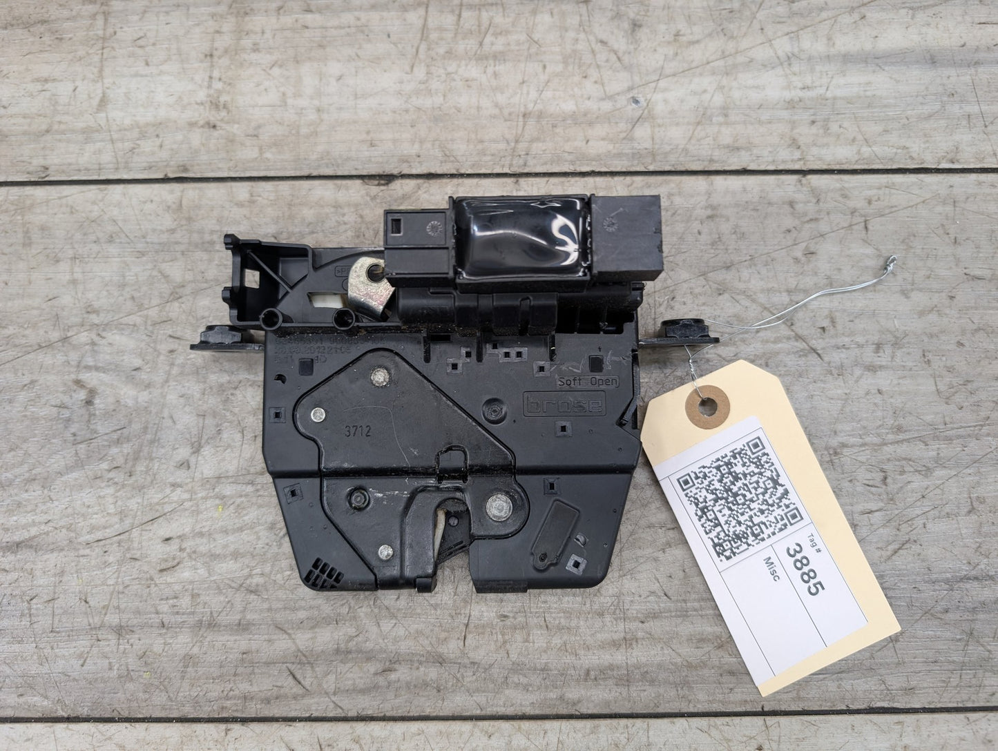 OEM BMW F36 428 430 435 440 Trunk Liftgate Hatchback Power Lock Latch Actuator