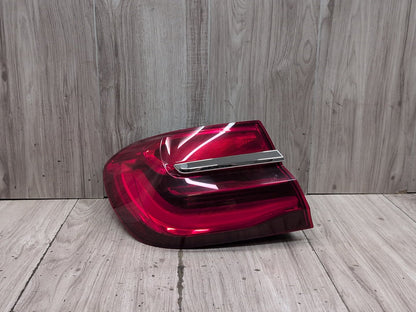 16-19 OEM BMW G11 G12 740 750 M760 B7 Rear Left Driver Outer LED Tail Light