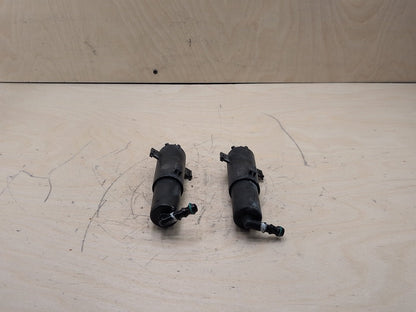 OEM BMW E90 E92 E93 328 335 Front Left Right Headlight Washer Spray Nozzle Jet