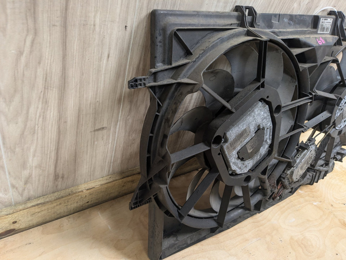 2009-2012 Audi S4 B8 Radiator Fan Shroud Housing w/ Motor 8K0121003N