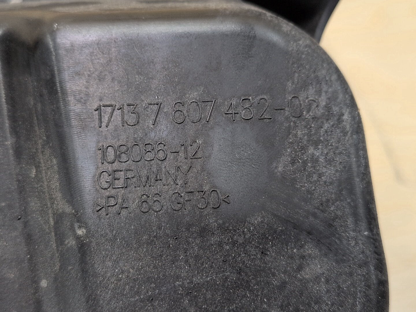 06-13 OEM BMW E82 E88 E90 E92 E93 Coolant Water Expansion Tank Bottle Reservoir