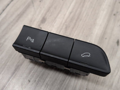 2015-2018 Audi Q3 8U Dashboard Park Assist & Hill Descent Switch Button 8U0959674B