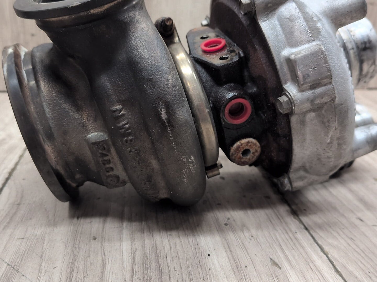 2016-2022 BMW G12 750i Engine Motor Turbo Charger w/ Manifold SET 8616917