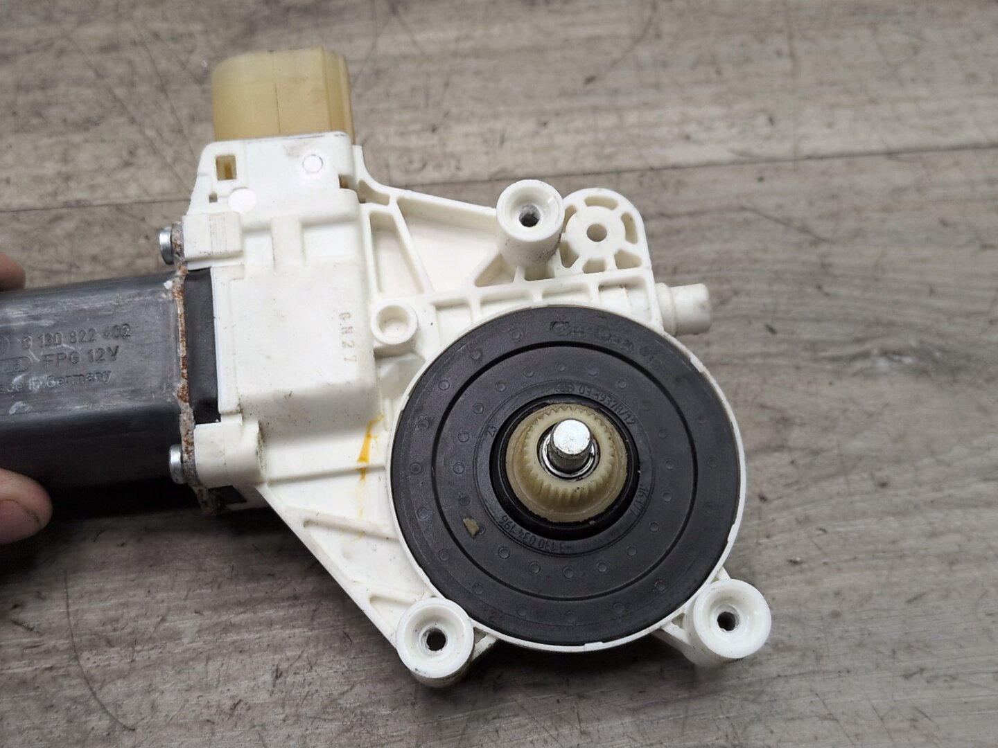07-16 OEM BMW E89 E92 E93 328 335 M3 Left Driver Door Window Regulator Motor
