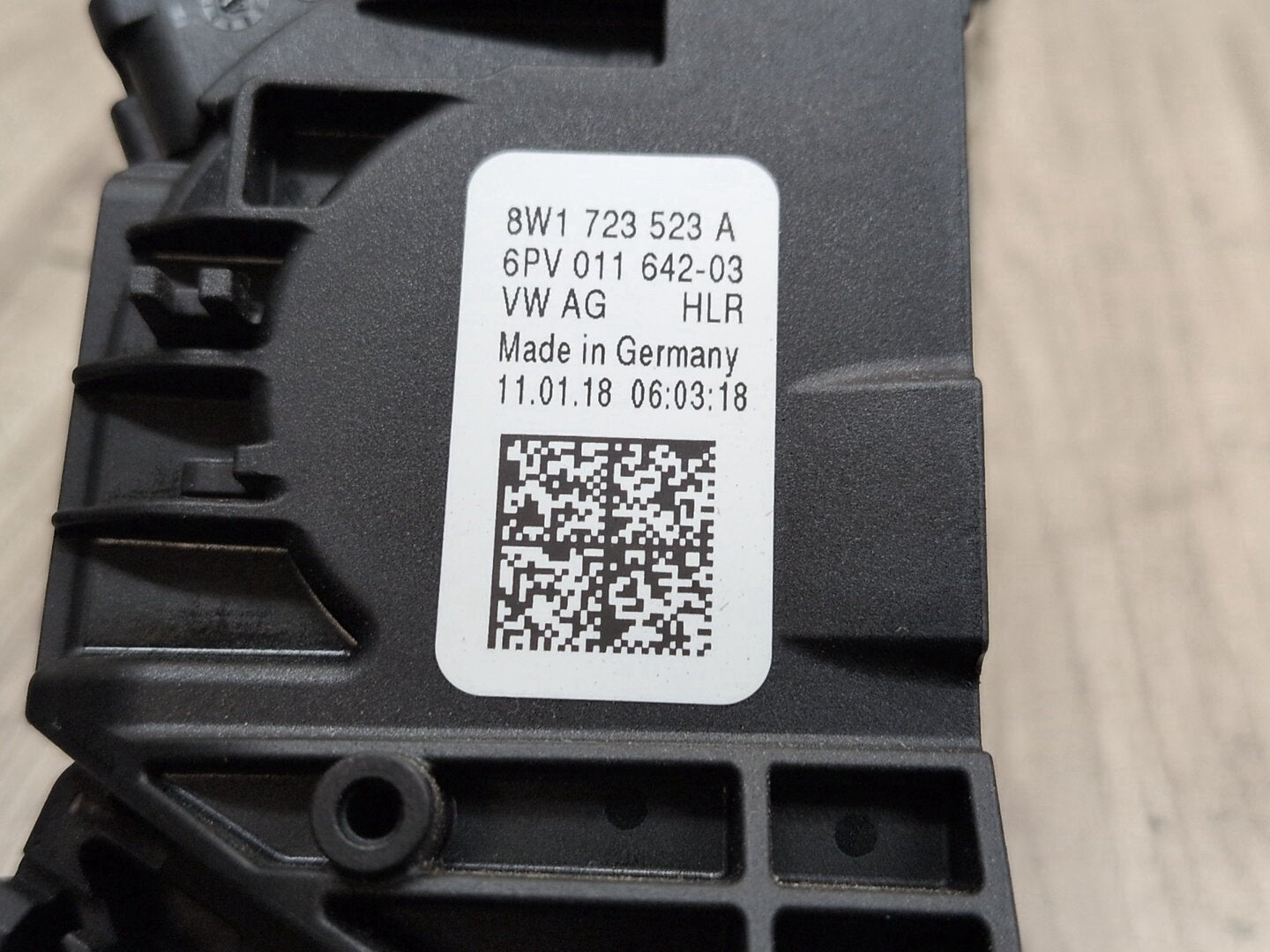 2018-2023 Audi S4 B9 Gas Accelarator Pedal 8W1723523A