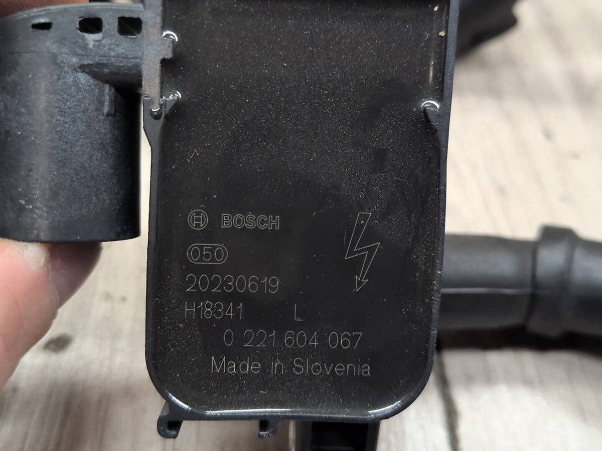 2009-2012 Mercedes-Benz W212 E550 M278 Engine Motor Ignition Coil SET 0221604067