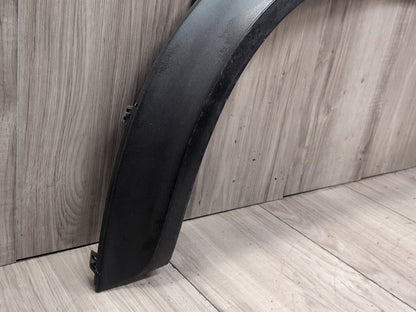 2007-2013 BMW X5 E70 Front Right Passenger Fender Flare Arch Trim Molding 7163560