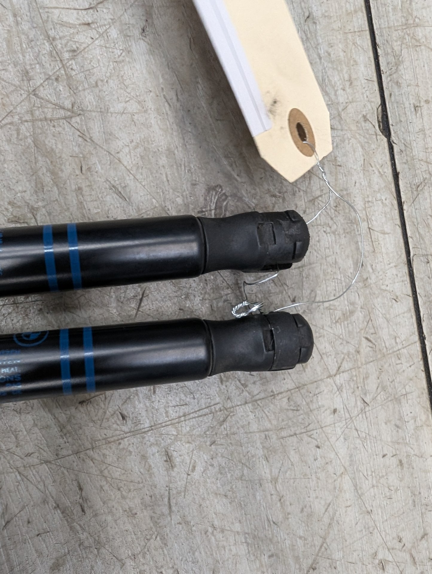 2018 - 2024 BMW X3 G01 Left Right Hood Bonnet Gas Strut Shock Supports SET 7397493 B58B30O1