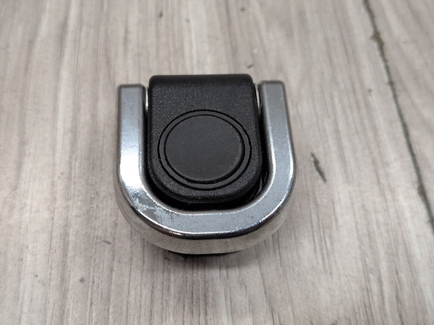 OEM BMW E70 E83 F15 F25 G01 X3 X5 Trunk Cargo Latch Tie Down Hook Clasp Ring (4)