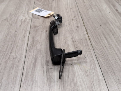 2014 - 2018 BMW X5 F85 Front or Rear Left Driver Exterior Door Handle w/ Comfort Access 7422103 S63B44T2