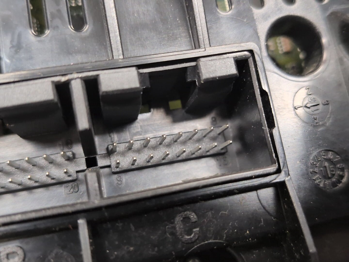 2015-2018 Audi Q3 8U Front AC Heater Climate Control Switch 8U0820043G