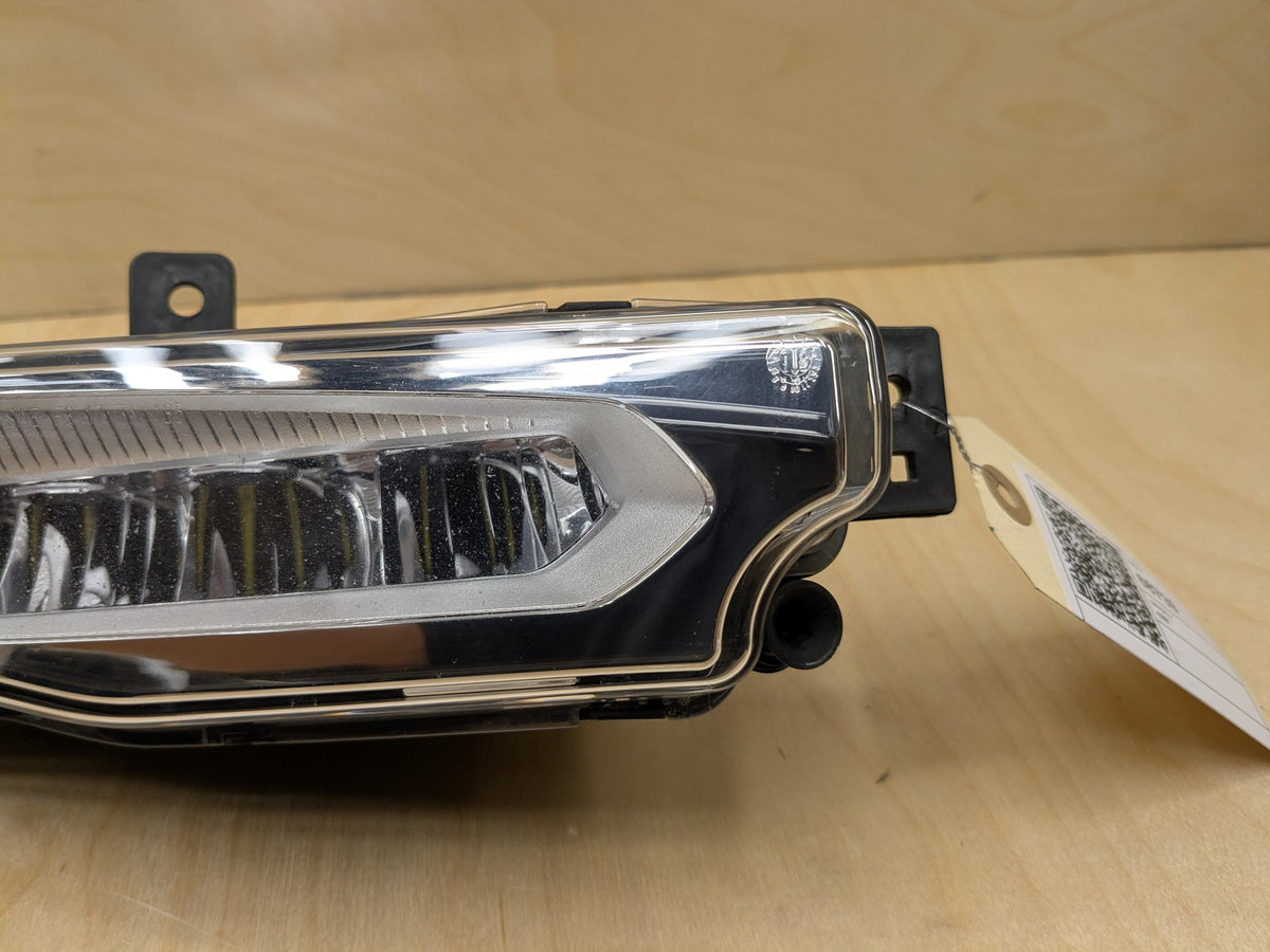 18-21 OEM BMW G01 G02 X3 X4 Front Right Passenger Side LED Fog Light Lamp