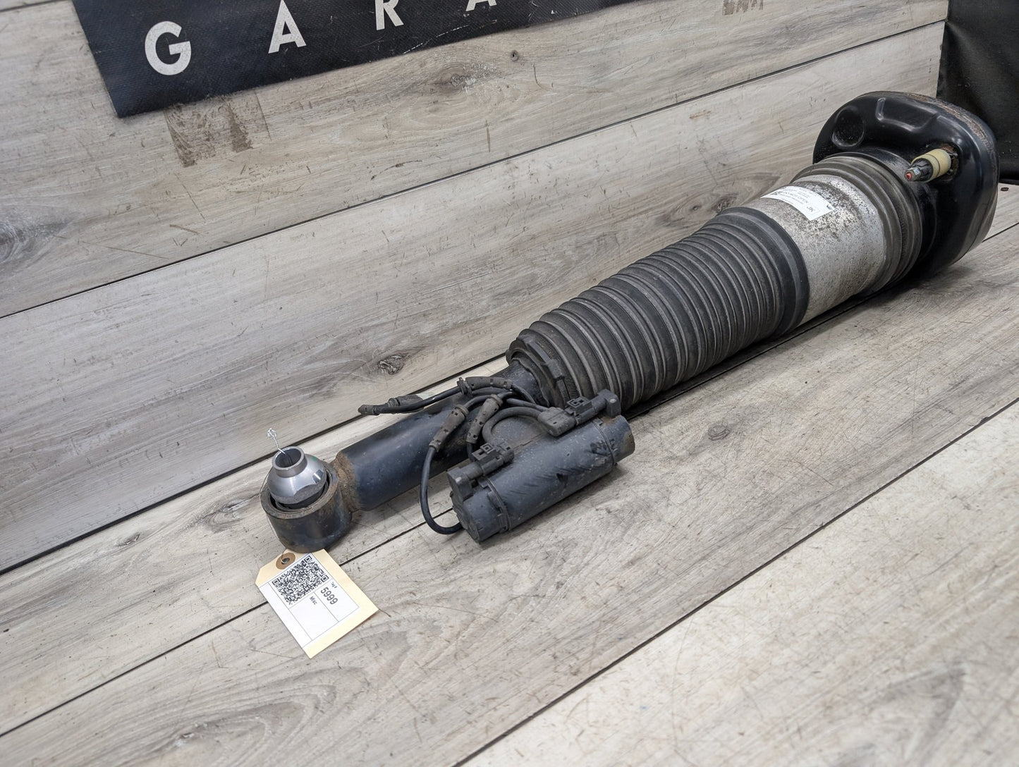 16-22 OEM BMW G11 G12 740 750 B7 REAR Left Driver Air Suspension Strut Shock