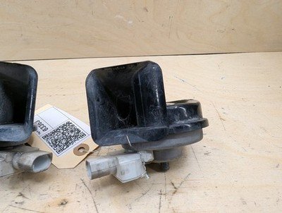 2012-2018 BMW 320i F30 Alarm Horns SET 7300976 OEM