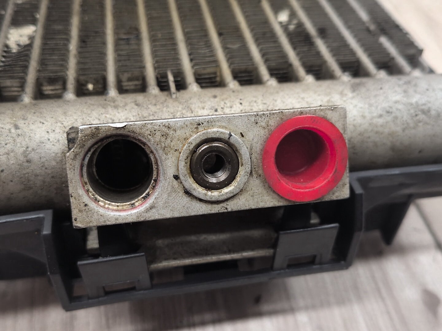 OEM BMW F22 F23 F30 F32 F33 F36 335 440 Engine Oil Auxiliary Secondary Radiator