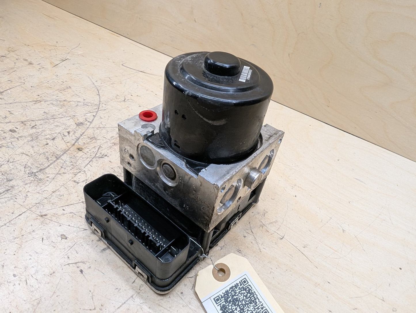 2011-2016 BMW X3 F25 ABS Pump Module 6877721