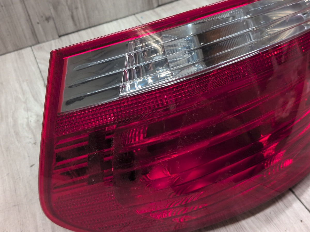 08-11 OEM BMW E82 E88 128 135 Rear Right Passenger Outer Tail Light Stop Light