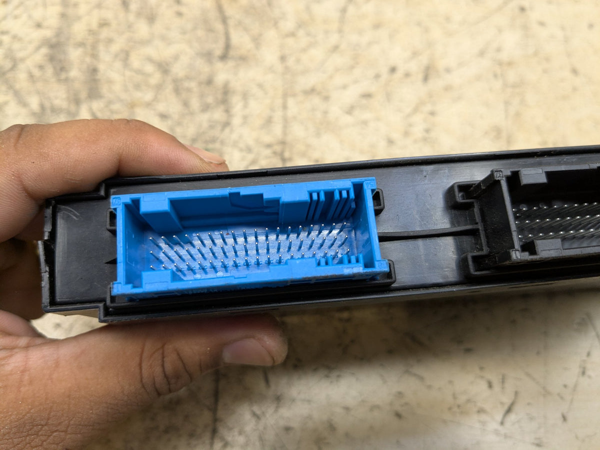 2007-2013 BMW 328i E92 BCM Body Control Module 9264568 OEM