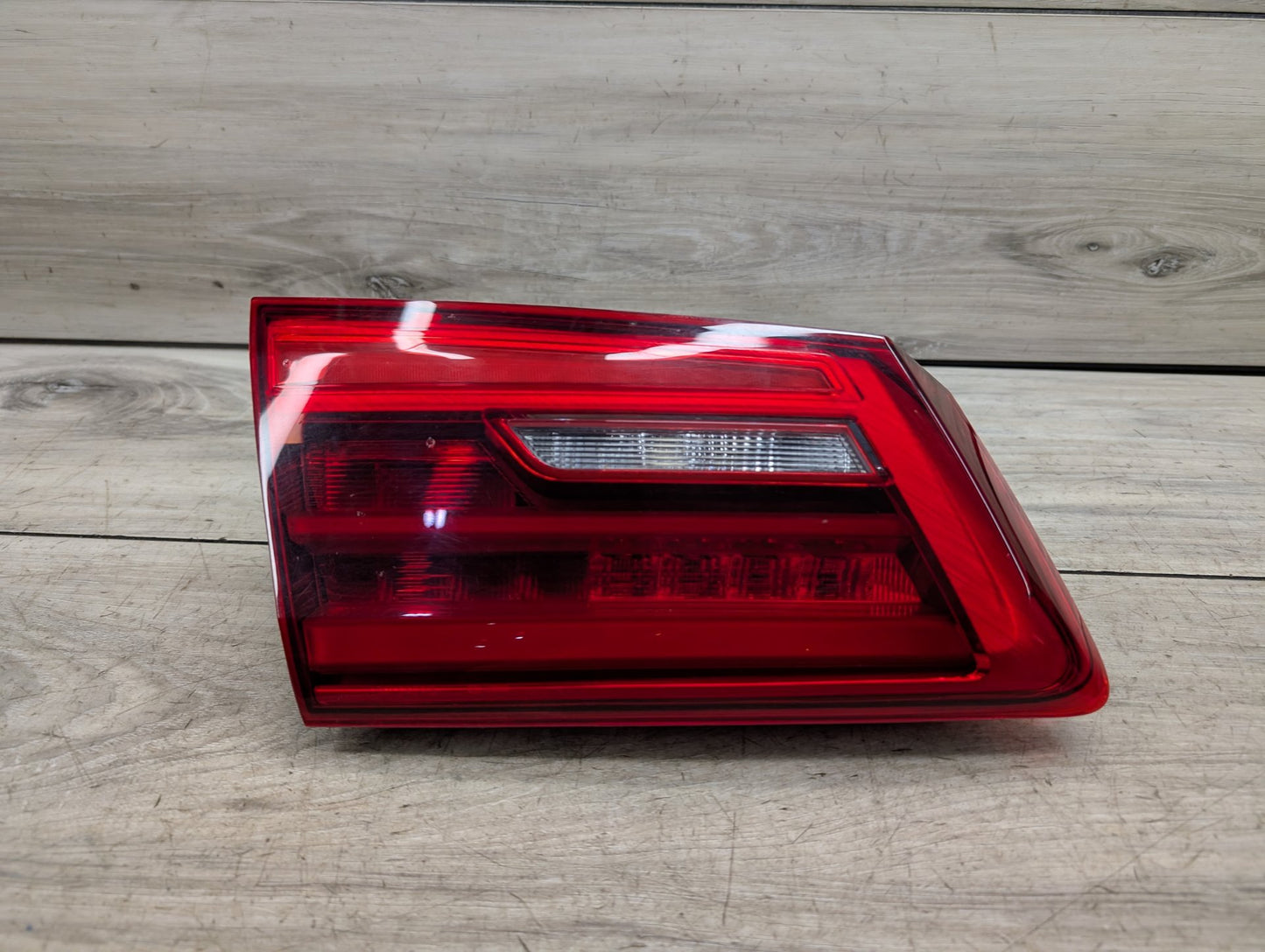 17-20 OEM BMW F90 G30 530 540 M550 M5 Rear Left Driver Inner Trunk Tail Light