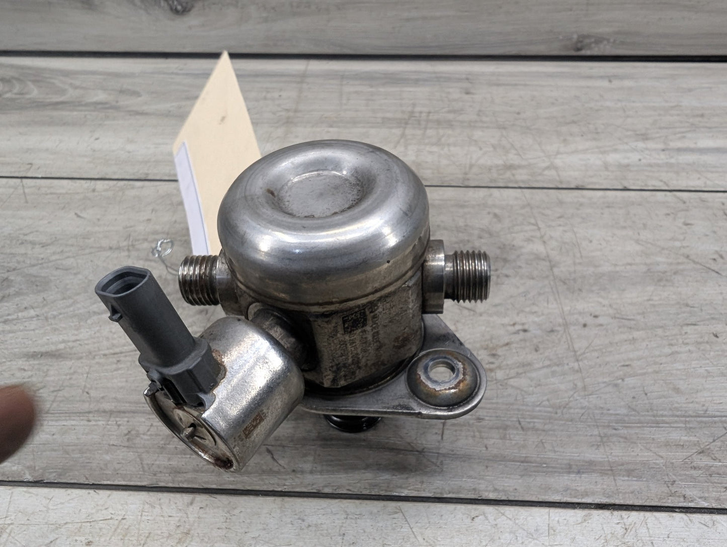 OEM BMW E88 E92 E93 F10 F15 F22 F30 F32 Engine N55 HPFP High Pressure Fuel Pump