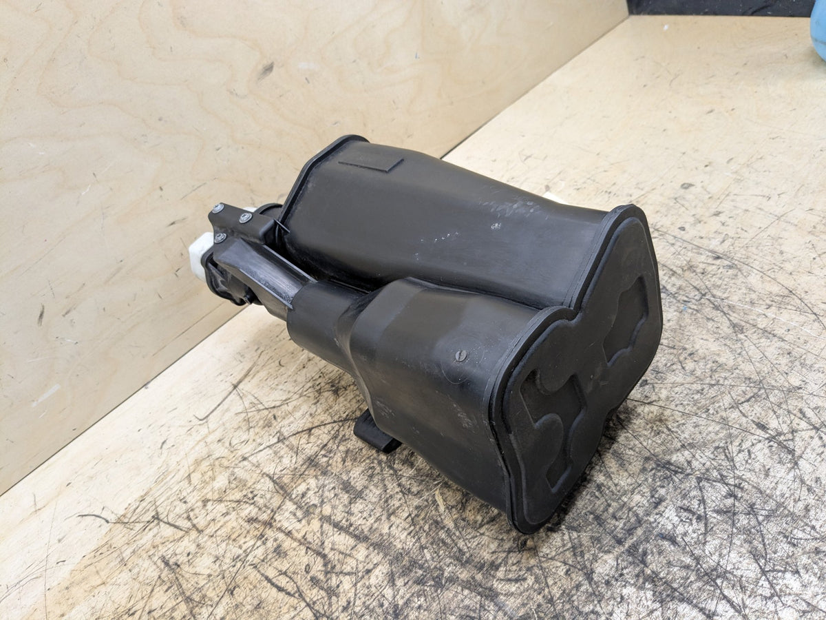 OEM BMW E89 E90 E92 E93 Charcoal Filter Fuel Tank Vapor Evaporator Cannister