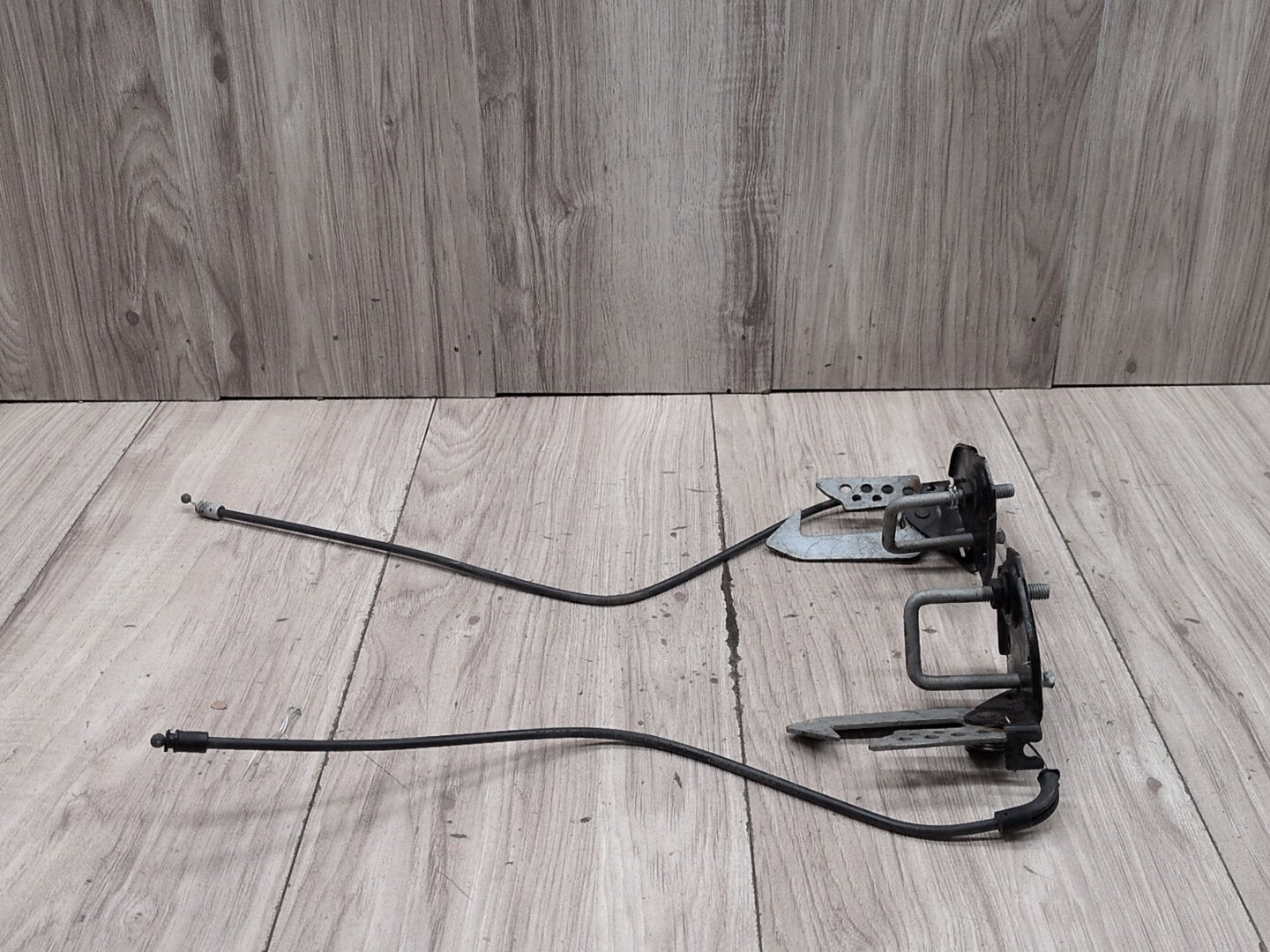OEM BMW F01 F02 F10 F06 F12 F13 Hood Release Latch Cable W/ Hooks