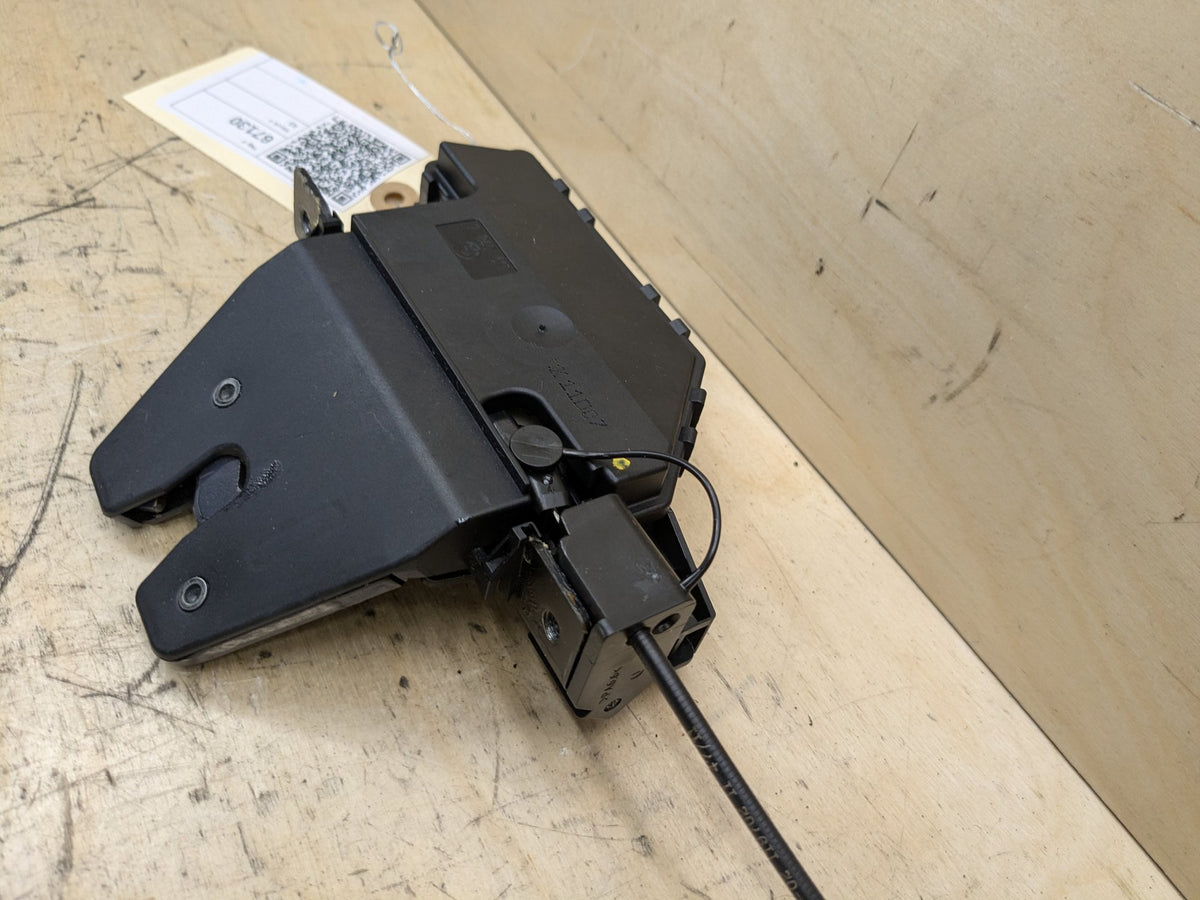 OEM BMW E82 E88 E90 E92 E93 Rear Trunk Lid Latch Lock Opener Actuator w/ Cable