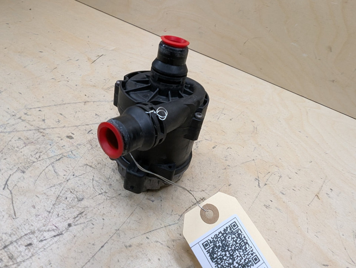 16-24 OEM BMW F90 G11 G12 G30 M5 Engine Electric Auxiliary Water Coolant Pump