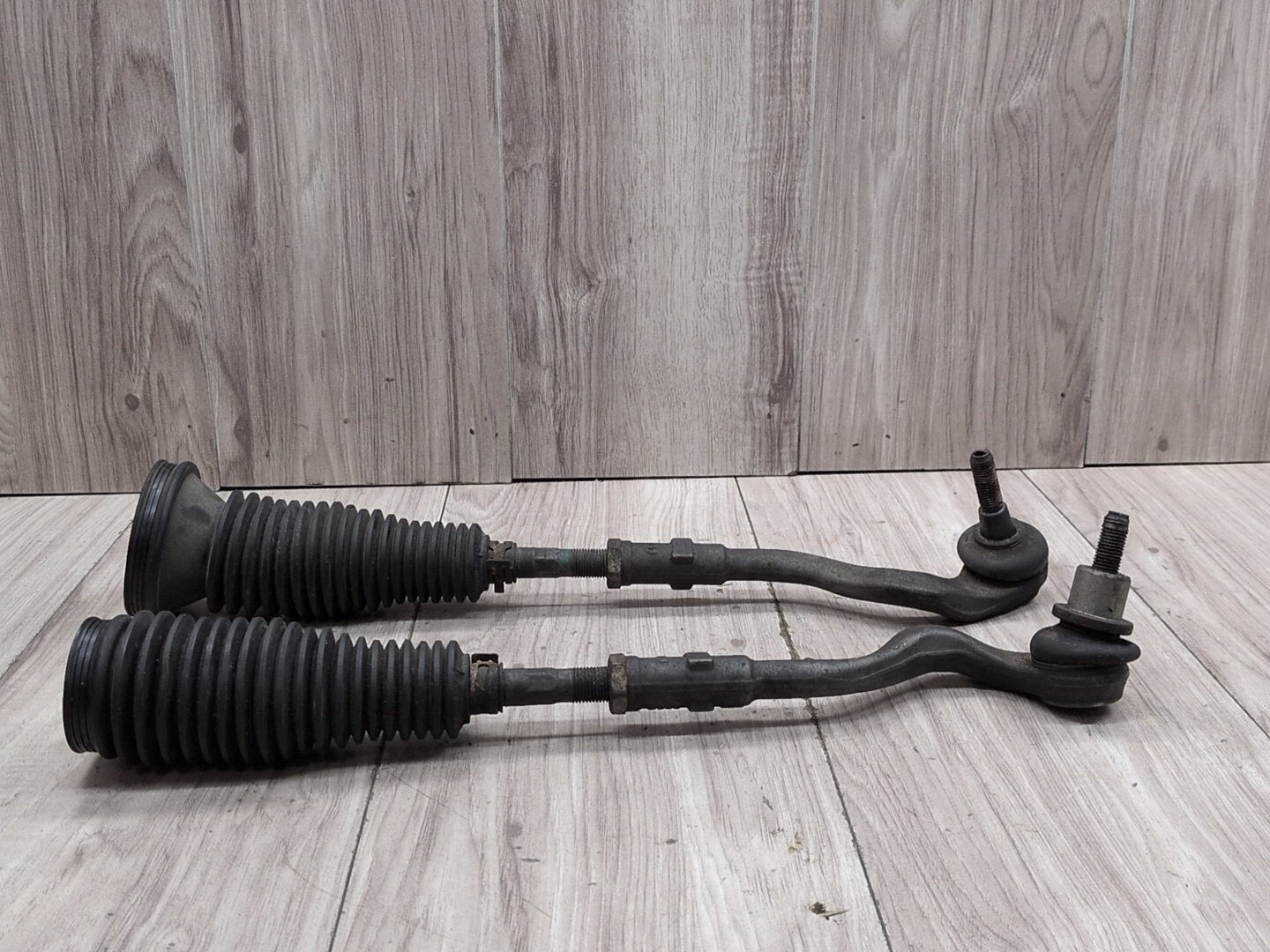 2008 - 2017 Audi S5 8T Left Right Tie Rod W/ Boot SET 4G0423811A