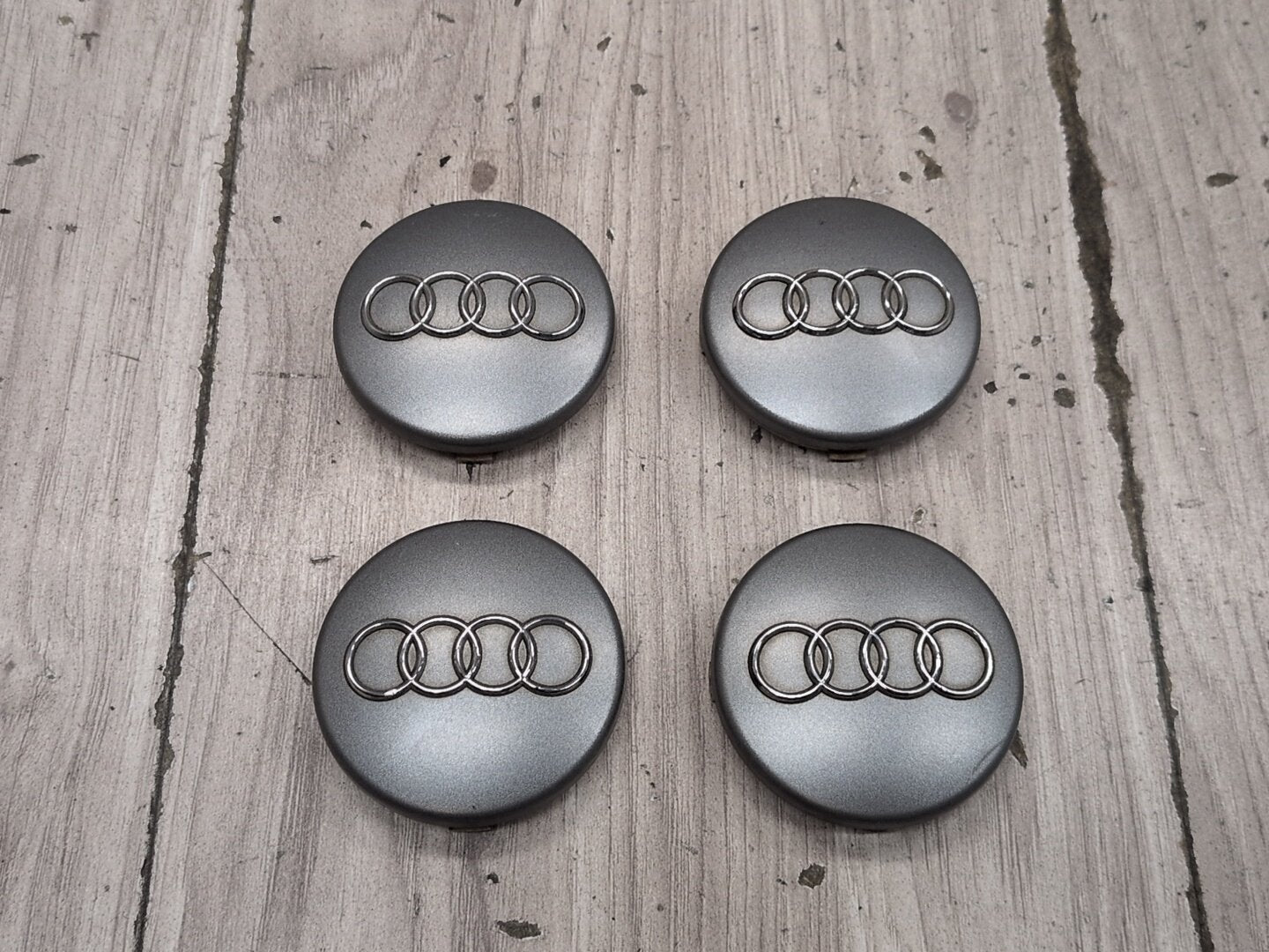 2015-2018 Audi Q3 8U - Wheel Rim Hub Center Cap SET PN: 4B0601170