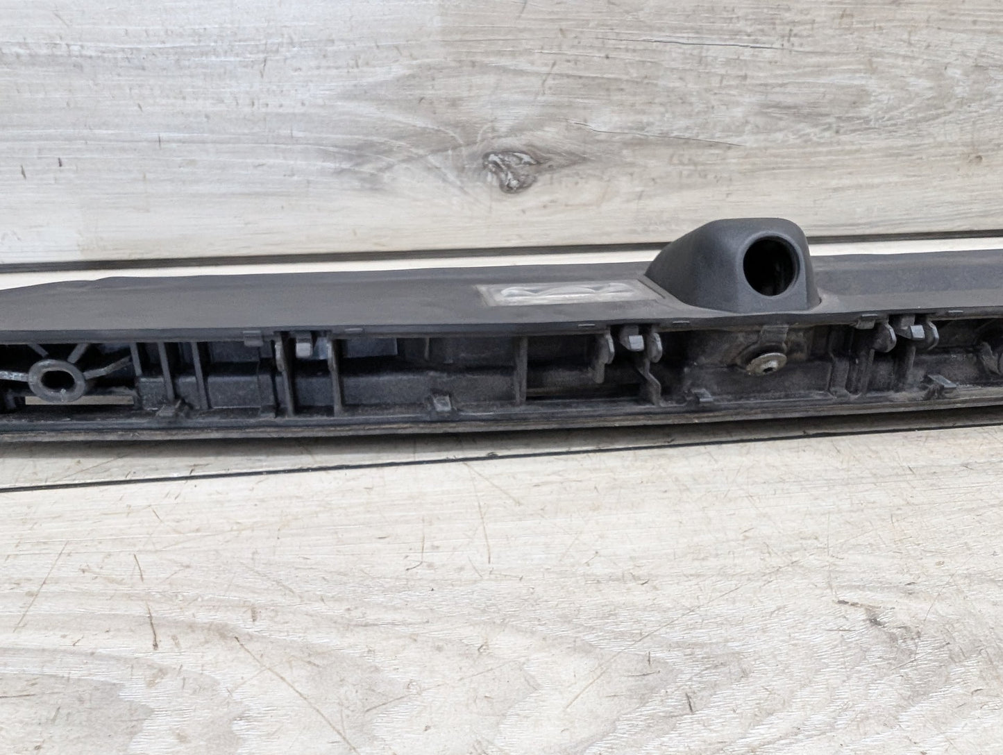 16-19 OEM BMW G12 740 750 Trunk Lid Grip Handle License Plate Light