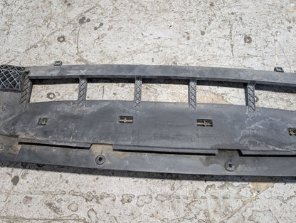 2009-2017 Audi Q5 8R Front Middle Center Bumper Cover Grille 8R0807233C