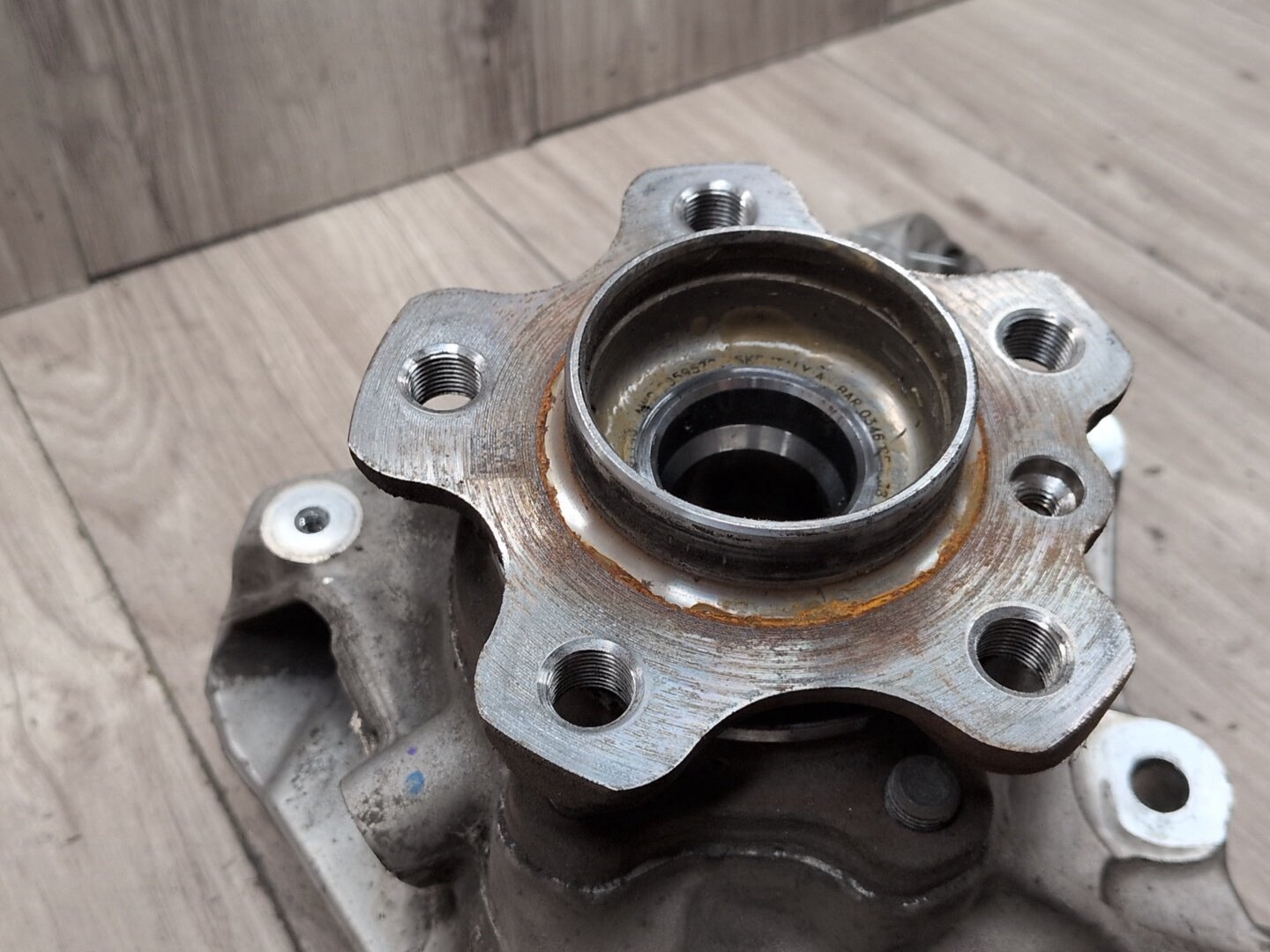 19-25 OEM BMW G20 330 M340 REAR Left Driver Knuckle Wheel Hub Spindle Bearing