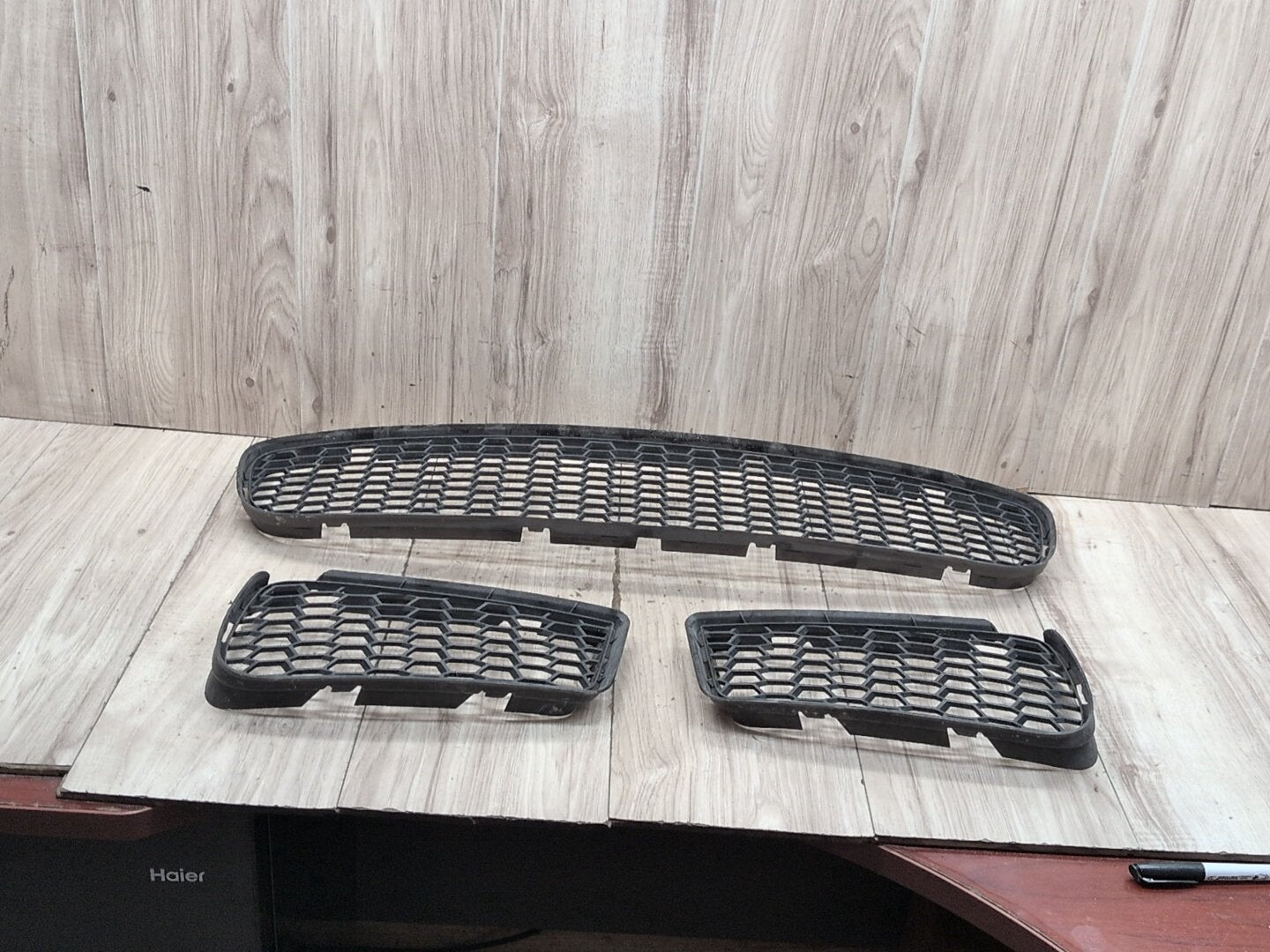 2012-2018 BMW M6 F06 Front Left Right Center Bumper Cover Grilles SET 8050494